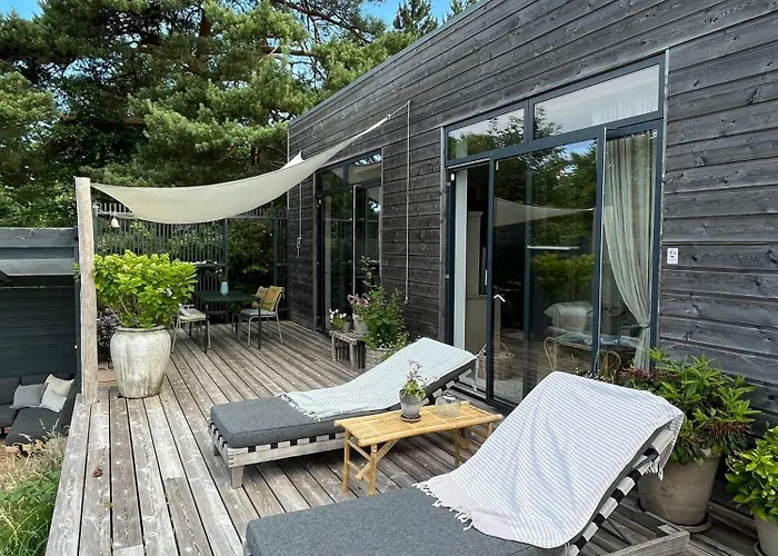 Elegant Summer House Overlooking בית נופש *